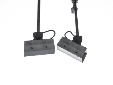 Güvenlik kameraları beyaz arka planda farklı yönlere bakıyor.