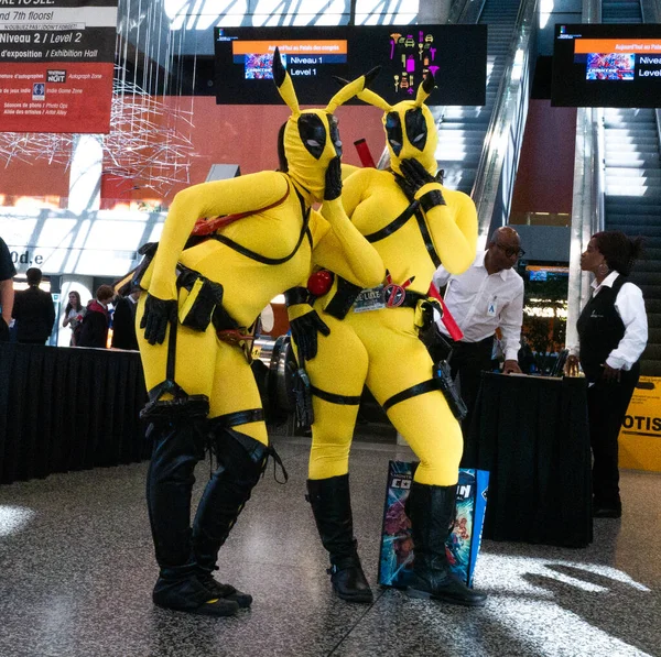 Montreal Quebec Canada July 2019 Comiccon Cosplayers Two Cute Pikachu — 스톡 사진