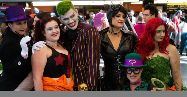 Montreal Quebec Kanada Július 2019 Comiccon Cosplayers Batman Gazemberek Pózol — Stock Fotó