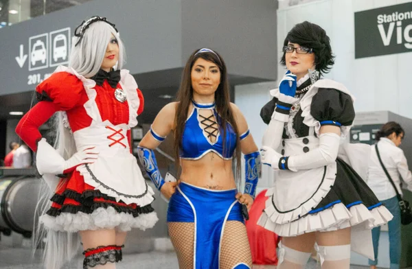 Montreal Quebec Canadá Julho 2019 Comiccon Três Cosplayers Fundo Dessaturado — Fotografia de Stock