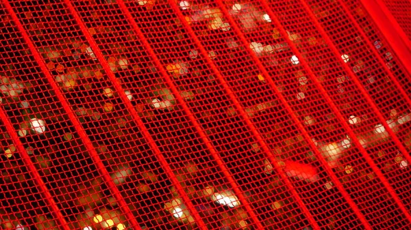 Красная Сетка Металлического Забора Качестве Фона — стоковое фото