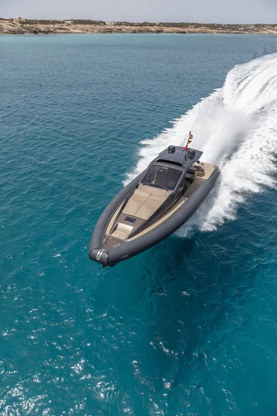 formentera şişme motorlu tekne, İspanya