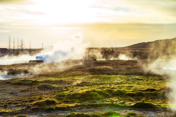 Strokkur Islandais Churn Des Geysers Les Célèbres Situé Dans Une — Photo