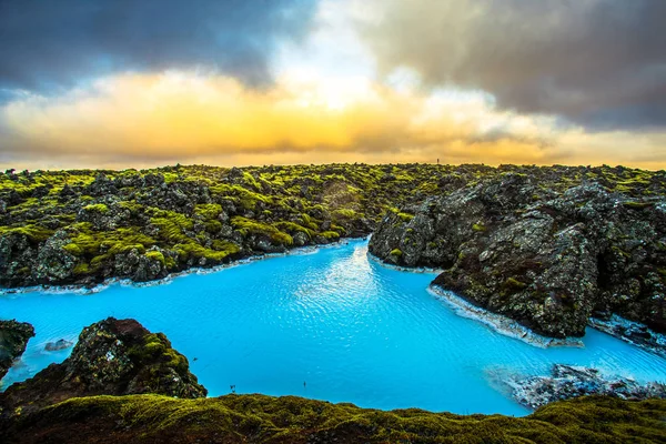 Blue Lagoon Geothermische Spa Gelegen Een Lavaveld Grindavik Het Schiereiland — Stockfoto