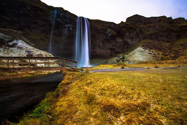 Seljalandsfoss Ett Vattenfall Med Liten Grotta Bakom Sig Södra Regionen — Stockfoto