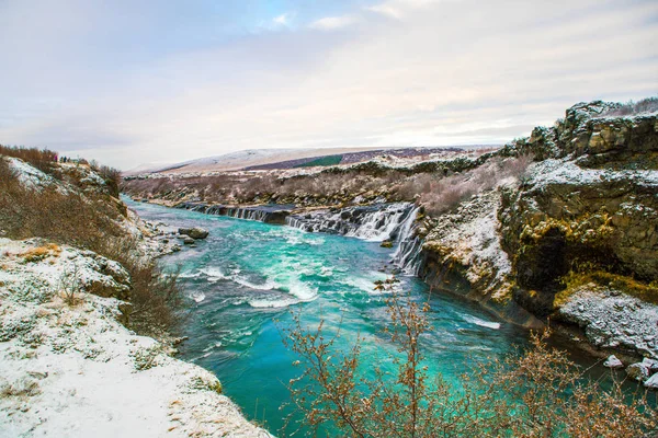 Hraunfossar Une Cascade Formée Par Des Ruisseaux Coulant Sur Hallmundarhraun — Photo