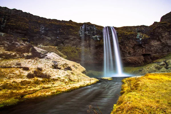 Seljalandsfoss Vízesés Egy Kis Barlang Mögött Dél Régió Izland Része — Stock Fotó