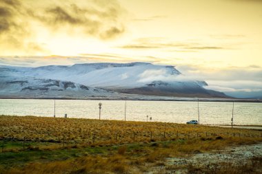  Route 1 veya Çevre Yolu (Hringvegur), İzlanda'nın yan görünümü