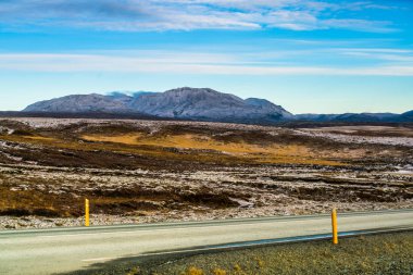  Route 1 veya Çevre Yolu (Hringvegur), İzlanda'nın yan görünümü