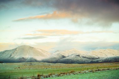  Route 1 veya Çevre Yolu (Hringvegur), İzlanda'nın yan görünümü