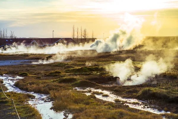 Strokkur Islandais Churn Des Geysers Les Célèbres Situé Dans Une — Photo