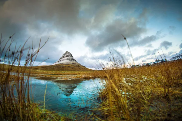 Kirkjufell Montanha Igreja Islandesa Uma Montanha 463 Altura Costa Norte — Fotografia de Stock