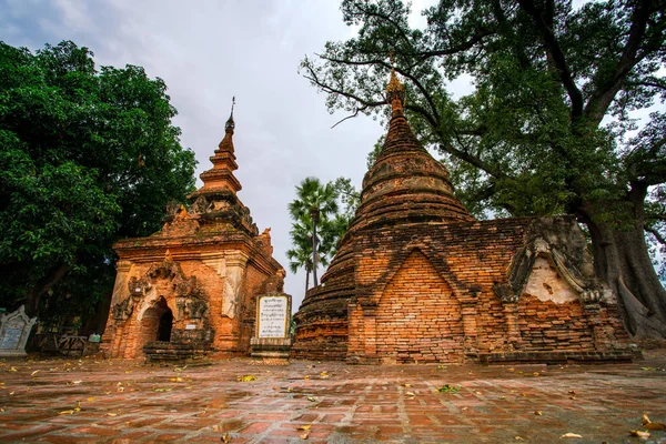 Pagoda Yadana Hsemee — Zdjęcie stockowe