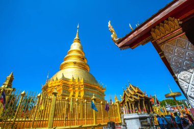 WAT phra o hariphunchai