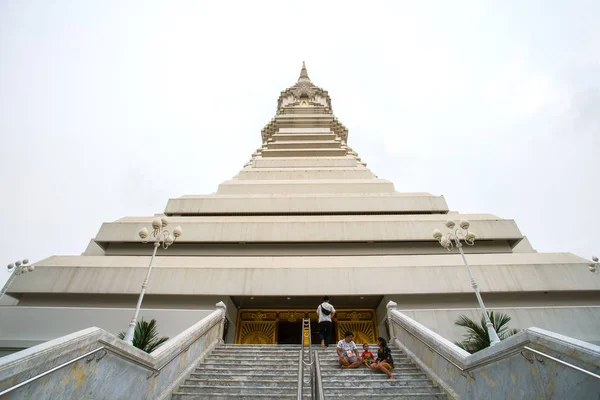 Maharatchamongkhon stupa — Fotografia de Stock