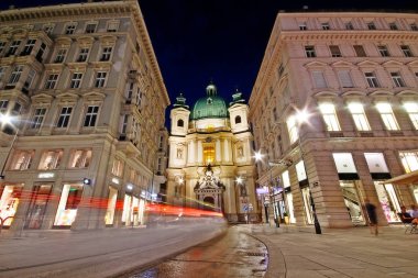 Viyana (Wien), Avusturya (Osterreich) - 27 Haziran 2017 - St. Peter Katolik Kilisesi (Katholische Kirche St. Peter veya Peterskirche), Peterplatz'da bir Barok Roma Katolik kilisesi