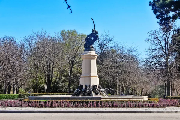 Fuente Del Ngel Cado Fuente Del Ángel Caído Monumento Del — Foto de Stock