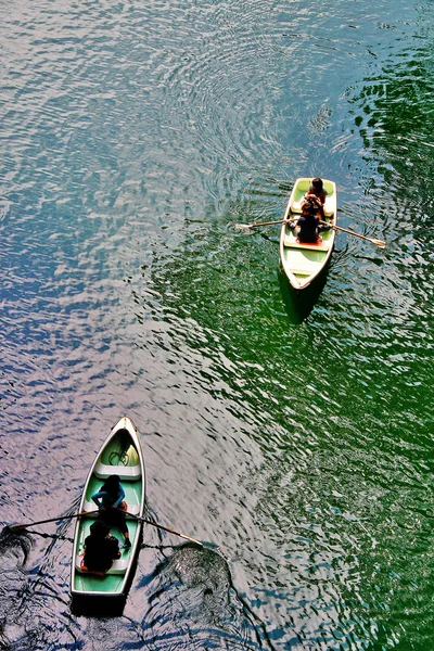 高千穂 西須木 2009年9月18日 高千穂渓谷の観光客向けボート観光 — ストック写真