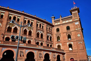 Plaza de Toros de Las Ventas (Las Ventas del Espritu Santo), İspanya 'nın Madrid kentinde yer alan ünlü bir arenadır..