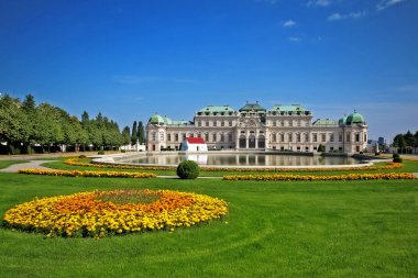 Üst Belvedere tarihi yapı kompleksinin bir Barok parkta iki Barok saray (Yukarı ve Aşağı Belvedere) oluşur, Viyana (Wien), Avusturya (Osterreich)
