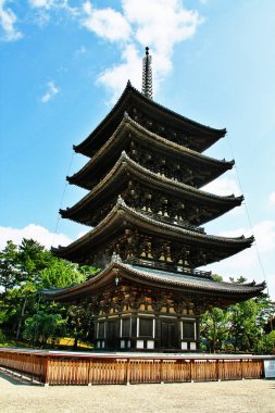 Beş katlı pagoda (Goj-no-t) Kfuku-ji tapınağında (Kfuku-ji), Nara (Nara-shi), Nara ili, Kansai bölgesi, Japonya