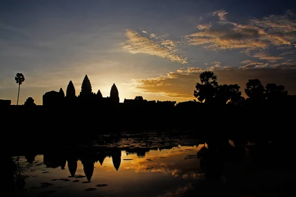 Angkor Wat Nokor Wat Fővárosi Templom Templomkomplexum Melyet Eredetileg Visnu — Stock Fotó