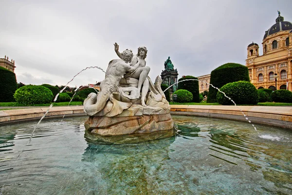 Triton Und Naiadenbrunnen Von Edmund Von Aspernburg Maria Theresien Platz — Stockfoto