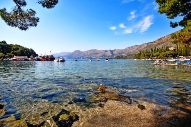 Cavtat'taki Adriyatik Denizi kıyısı, Dubrovnik-Neretva County, Hırvatistan