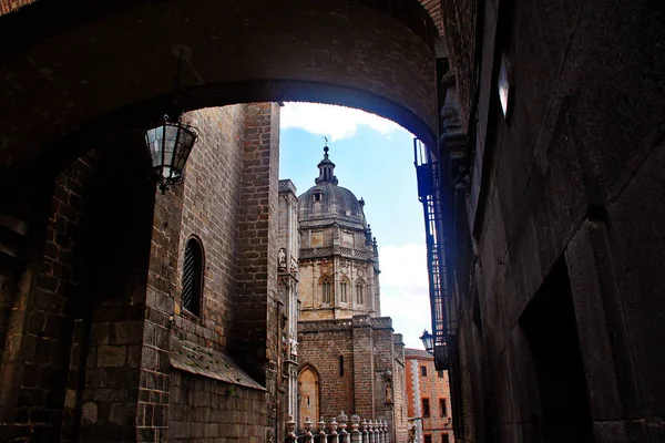 トレドの聖マリア大聖堂 Catedral Primada Santa Mara Toledo スペインのトレド カスティーリャ マンチャ州のディヴトレタナ Dives — ストック写真