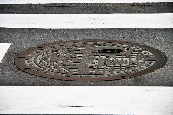Osaka Kansai Region Japan September 2009 Manhole Cover Osaka Engraved — ストック写真