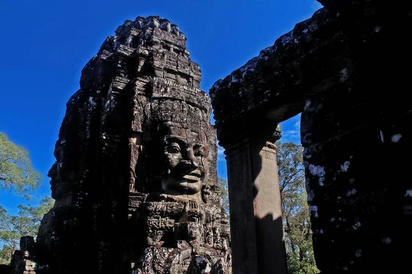 Gezicht Toren Van Bayon Ontworpen Gelijkenis Met Koning Jayavarman Vii — Stockfoto