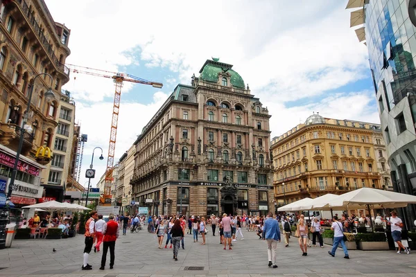 ウィーン ウィーン オーストリア オステルライヒ 2017年6月28日 ステファンスプラッツ ウィーンの地理的中心部にある広場 ステファンスドムから名付けられました — ストック写真