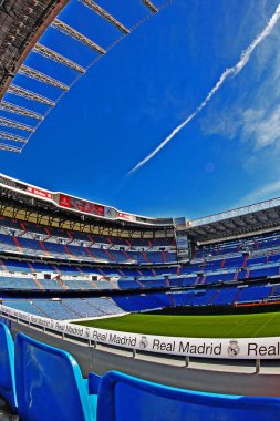 Santiago Bernabu Stadyumu (Estadio Santiago Bernabu), Real Madrid 'in ev sahibi stadyumu.
