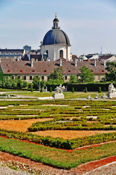 Belvedere Gärten Mit Salesianerinnenkirche Wien Osterreich — Stockfoto