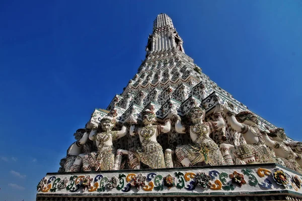Thai Legend God Bearer Statues Prang Wat Arun Ratchawararam Ratchawaramahawihan — Foto de Stock