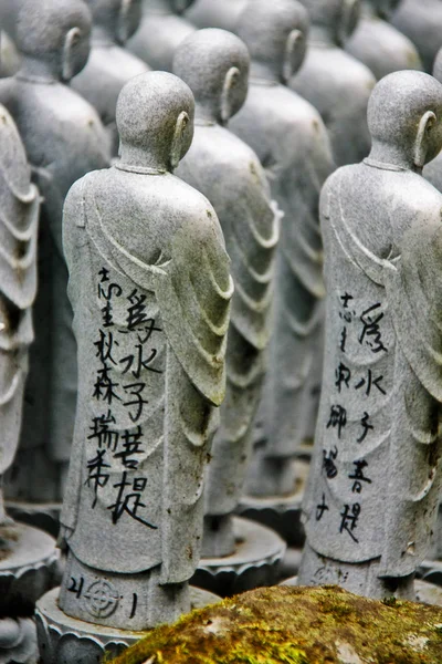 日本神奈川县仓仓县 2009年9月15日 小和尚雕像在Hase Dera的Jizo Kaiko Zan Jisho Hase Dera 俗称Hase — 图库照片