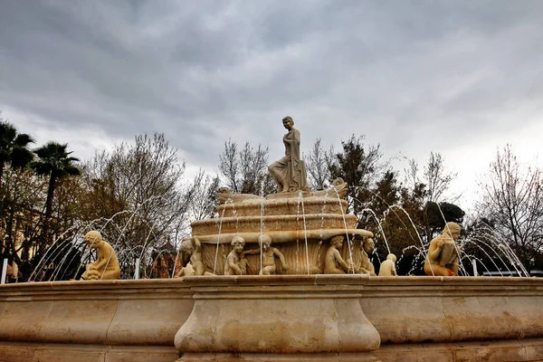 Fontana Hispalis Con Ninfe Marine Nereidi Fuente Hispalis Puerta Jerez — Foto Stock