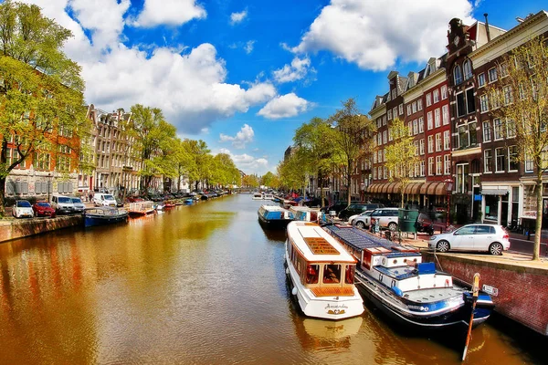 Amsterdam Netherlands May 2016 Scene Amsterdam City Old Building Boats — Stockfoto