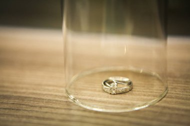 Aşıklar için Alyans çift