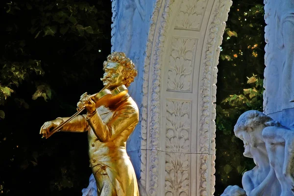 Pomnik Walca Króla Johanna Straussa Johann Strauss Austriacki Kompozytor Muzyki — Zdjęcie stockowe