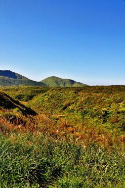 Mount Aso (Aso-san), Japonya'nın en büyük aktif yanardağı Aso Kuju Milli Parkı, Aso (Aso-shi), Kyushu Bölgesi, Kumamoto Prefecture, Japonya'da bulunmaktadır