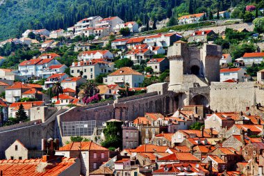 Minceta Kulesi (Tvrdava Minceta), dubrovnik surlarının en yüksek noktası ve kuzey duvarında yer alan en yüksek nokta, Dubrovnik, Hırvatistan