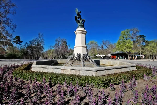 Fuente Del Ngel Cado Fontaine Ange Déchu Monument Ange Déchu — Photo