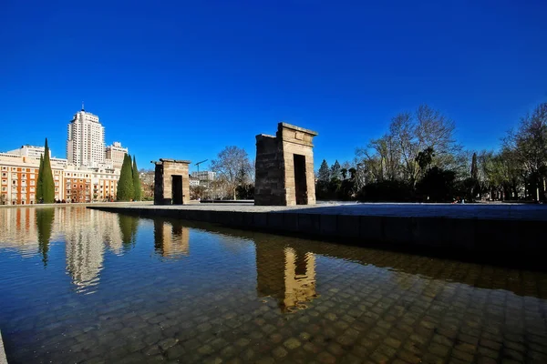 Debod Tapınağı (Templo de Debod), İspanya 'nın Madrid şehrinde sökülüp yeniden inşa edilen eski bir Mısır tapınağı.