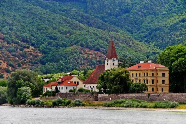 Spitz an der Donau, Avusturya'nın Aşağı Avusturya eyaletinde, Aşağı Avusturya eyaletinde krems-land bölgesinde bir pazar kasabası, Wachau Vadisi, Avusturya (Osterreich)