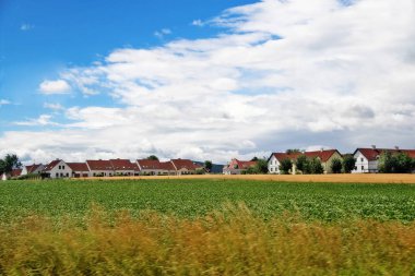 Melk, Aşağı Avusturya federal eyaletinde bir şehir, Tuna boyunca Wachau vadisinin yanında