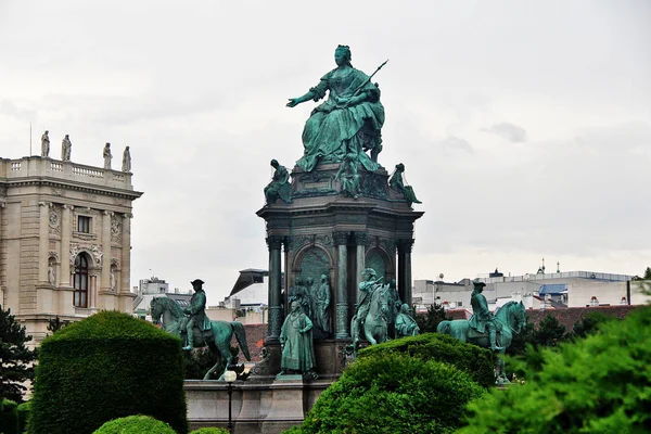 Пам Ятник Імператриці Марії Терезії Maria Theresien Platz Відень Відень — стокове фото