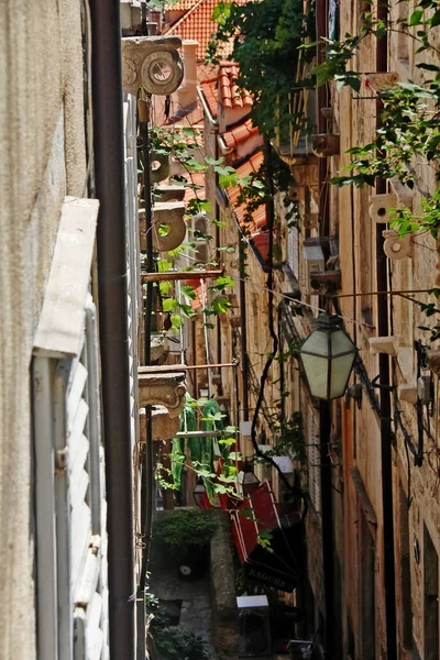 Cena Rua Estreita Com Casa Vintage Cidade Velha Dubrovnik Croácia — Fotografia de Stock