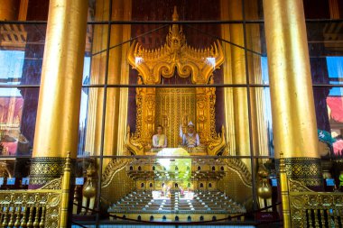 Mandalay Sarayı