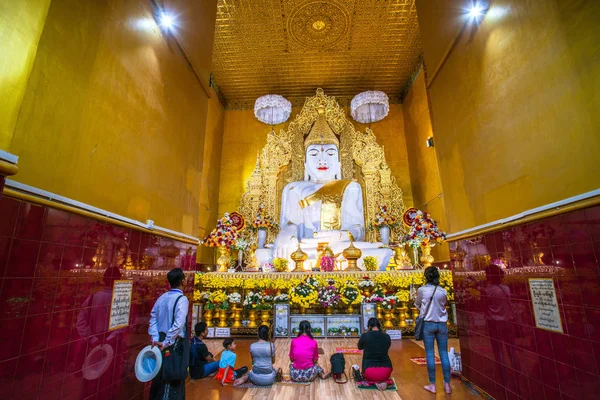 Kyauktawgyi pagode — Fotografia de Stock